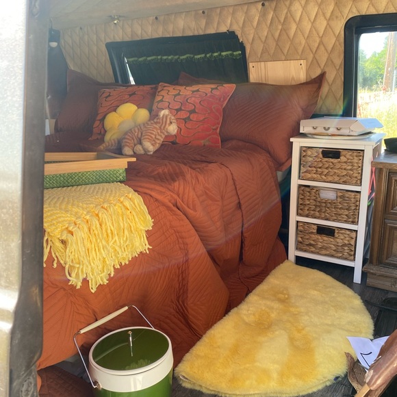 Meet your Posher, Sydney - Picture 9 of 10